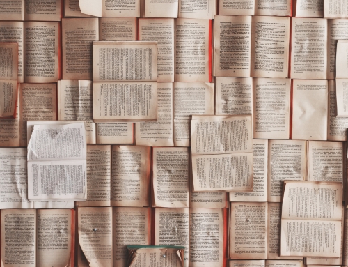 8 libros para comenzar tu viaje por el Tarot